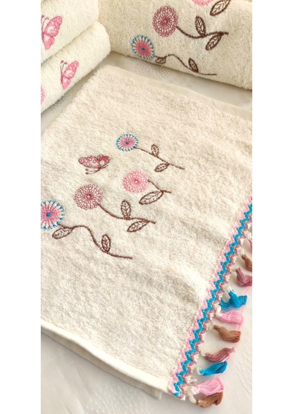 Annem Çeyizlik 50X90 Cm. Bukle Dokulu Yeni Trend Kalp ve Çiçek Nakışlı El, Yüz Havlusu (3.lü Set) fırsatları