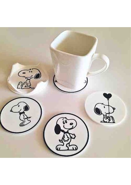 Snoopy 4 Lü Kaymaz Tabanlı Bardak Altlığı