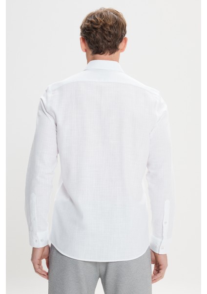 Erkek Beyaz Slim Fit Dar Kesim Gizli Düğmeli Yaka Keten Görünümlü %100 Pamuk Flamlı Gömlek indirimleri