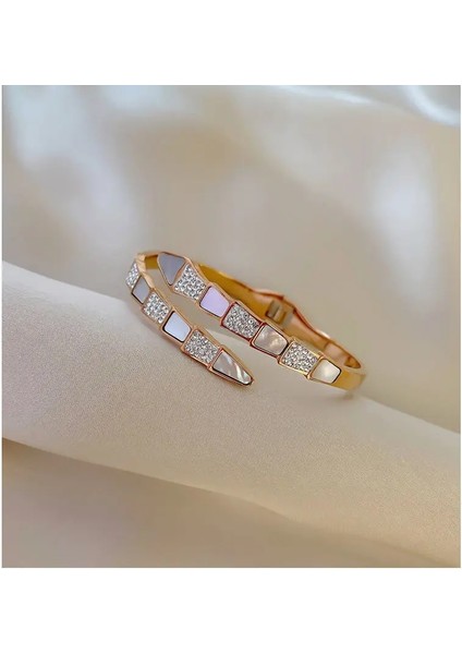 Altın Kadınlar Için Bilezikler Kabuk Zirkon Yılan Kemik Kafes Paslanmaz Çelik Yay Açık Gül Altın Bilezik Femme Trend Moda (Yurt Dışından) fiyatları