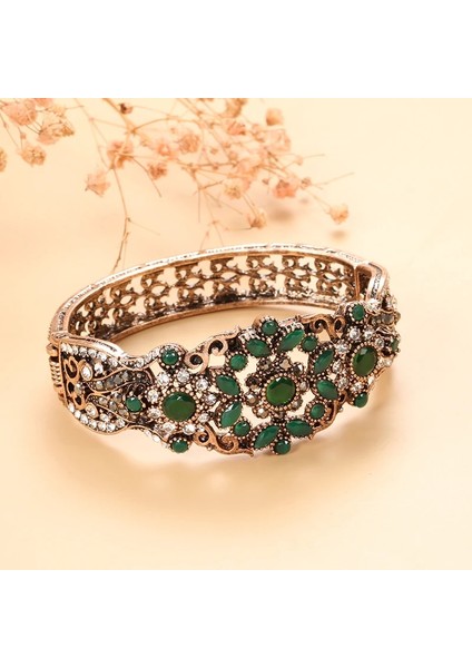 59 mm Tarzı Mavi Kinel Vintage Yeşil Taş Bileklik Antik Altın Rhinestone Hollow Çiçek Bilezik Kadınlar Için Etnik Düğün Parti Kristal Hediye (Yurt Dışından) fırsatları