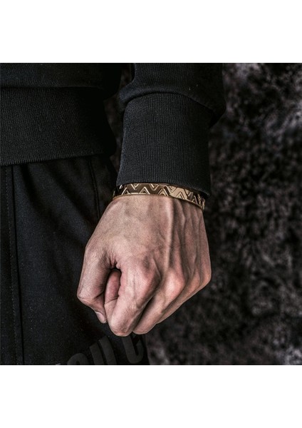 M 180MM-200MM Stili Gümüş Rengi Lüks Titanyum Paslanmaz Çelik Bileklik Klasik V Tasarım Manşet Bilezikler Kadın Erkek Açık Bilezik Satışı Için (Yurt Dışından) fırsatları