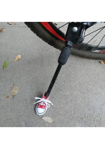 Açık Mavi Stil Motosiklet Yan Standı Komik Sevimli Moe Bisiklet Ayak Desteği Motorlu Bisiklet Kickstand 7.5cm Oyuncak Aksesuarları (Yurt Dışından)