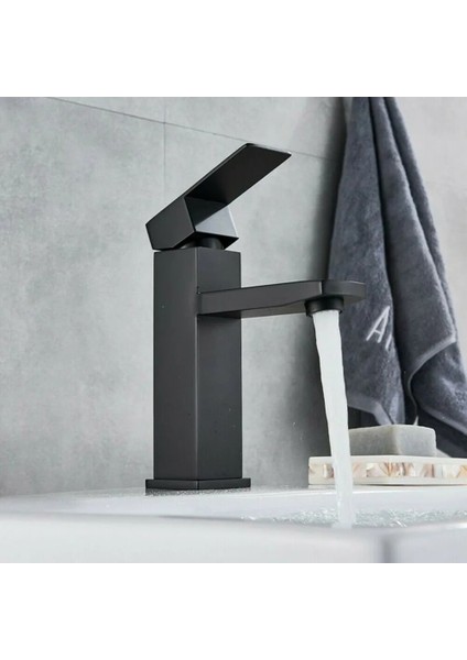 Lavabo Tezgahı Şelale Banyo Lavabo Suyu Musluk Havzası Mikser Sıcak ve Soğuk Musluk Güverte Üstü Krom Kare Mono Tek Kollu Musluk (Yurt Dışından) modelleri