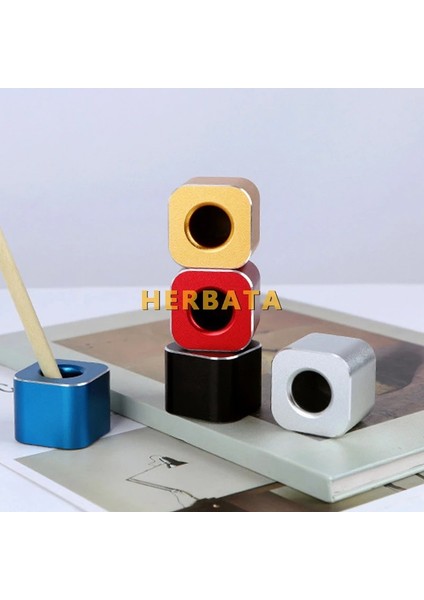 Gümüş Tarzı Alüminyum Kare Kalemlik Yaratıcı Öğrenci Iş Zarif Basit Kırtasiye Metal Masaüstü Depolama (Yurt Dışından) modelleri