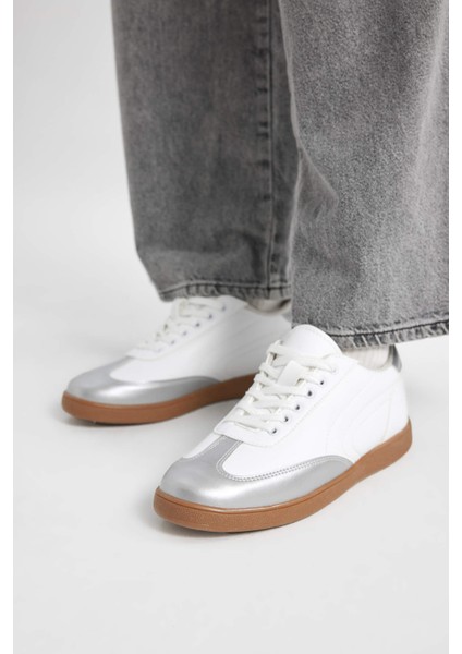 Kadın Düz Taban Bağcıklı Suni Deri Sneaker B3019AXNS fiyatları