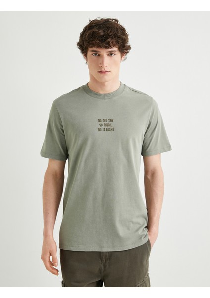 Slogan Işlemeli Tişört Yıkamalı Bisiklet Yaka Kısa Kollu modelleri