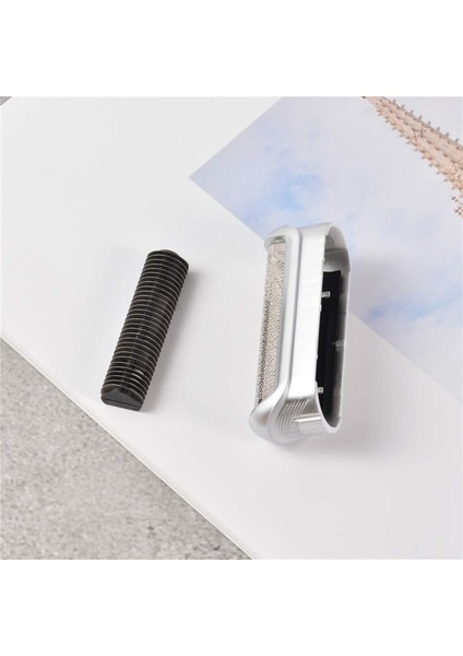2x Yedek Tıraş Makinesi Folyo ve Kesici Braun Cruzer 5s P40 P50 P60 P70 P80 P90 M30 M60 550 555 570 575 5604 5607 (Yurt Dışından)