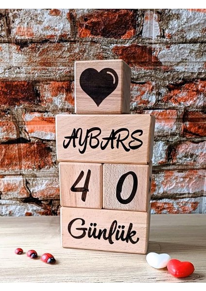 Fikir Store Fikirstore %100 Doğal Ahşap Anne Bebek Anı Küpleri 5'li Set Lazer Kazımalı-Isimlikli