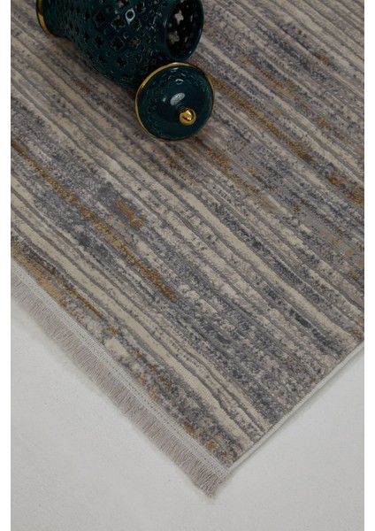 Sofia 1905 Vizon Kolay Temizlenen Yumuşak Dokulu Kaymaz Toz Tutmaz Halı Yolluk 120 x 180 fiyatları