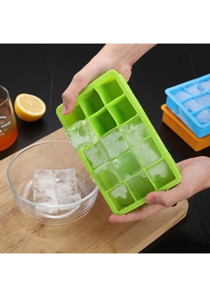 Siyah 4 Izgara Stili 15 Izgara Silikon Ice Cube Maker Kolay Yayın Kare Şekli Buz Küpü Tepsileri Kalıpları Mutfak Bar Pub Şarap Buz Blokları Maker Kalıp Araçları (Yurt Dışından)