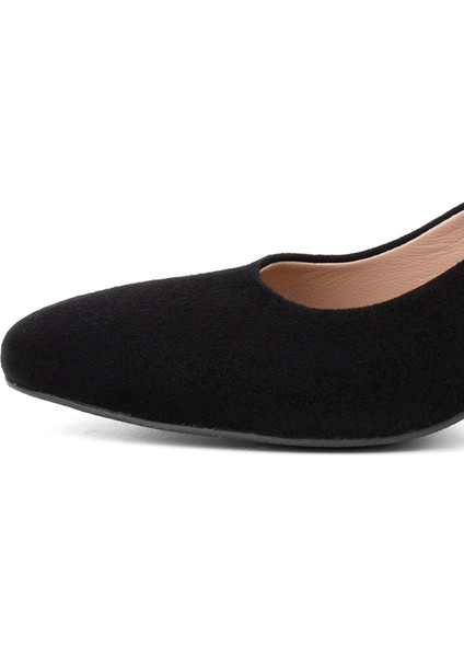 Kadın Deri Siyah Süet Topuklu Ayakkabı 923 762-1 Bn Ayk SK23/24 Sıyah Suet indirimleri
