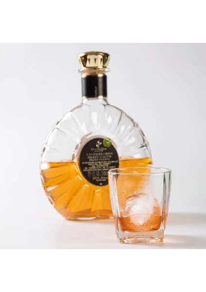 Huni Tarzı Mavi Yeni Buz Hokeyi Buz Kutusu Kalıpları Küre Yuvarlak Top Buz Küpü Makineleri Bar Partisi Mutfak Viski Kokteyl Dıy Dondurma Kalıpları Buz Kalıbı (Yurt Dışından) indirimleri