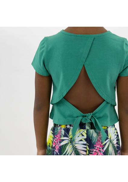 Kız Çocuk Arkası Pencere Detaylı T-Shirt fiyatları