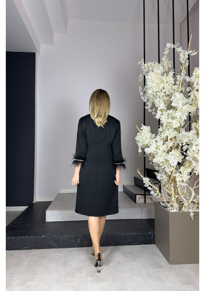 G0904 Kolları Otriş ve Taş Detaylı Elbise Siyah fırsatları