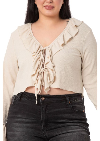 Büyük Beden Yakası ve Kolu Fırfır Detaylı Bağlamalı Bej Rengi Bolero fırsatları