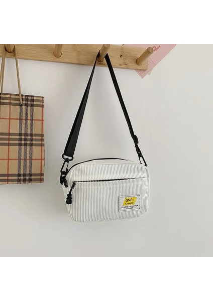 Beyaz Stil 2022 Yeni Kadın Omuz Çantası Kadın Küçük Kadife Çapraz Vücut Çantaları Bayanlar Spor Kesesi Çanta Kabuk Cep Telefonu Çantası Bolsos Mujer (Yurt Dışından)