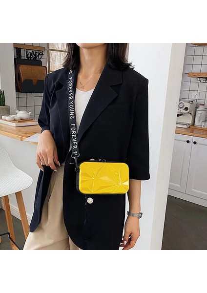 Şarap Kırmızısı Tarzı Moda Mini Çanta Kadın Küçük Bavul Şekli Çanta Omuz Çantası Kadın Çantaları Tote Çanta Kadınlar Için Crossbody Çanta Sac Bolsa (Yurt Dışından) indirimleri