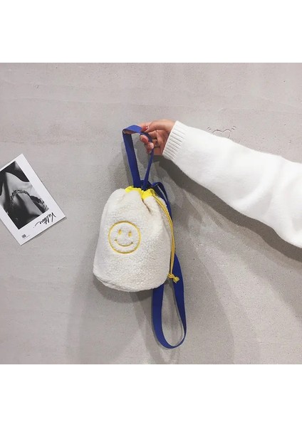 Siyah Stil Işlemeli Gülen Küçük Omuz Çantaları Kadınlar Için Yumuşak Peluş Öğrenci Kızlar Gülümseme Kova Crossbody Çanta Kuzu Yünü Çanta Çanta (Yurt Dışından) fırsatları