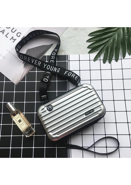 Gümüş-Çizgi Stili Wome Için Lüks El Çantaları Yeni Bavul Şekli Tote Kadınlar Ünlü Debriyaj Çanta Mini Kutu Çanta Moda Mini Bagaj Çantası (Yurt Dışından)