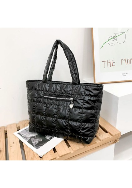 D Siyah 35X30X17CM Stili Sonbahar Kış Naylon Kadın Büyük Kapasiteli Çanta Rahat Kapitone Kafes Omuz Çantaları Kadın Düz Renk Alışveriş Çantaları Tote (Yurt Dışından)