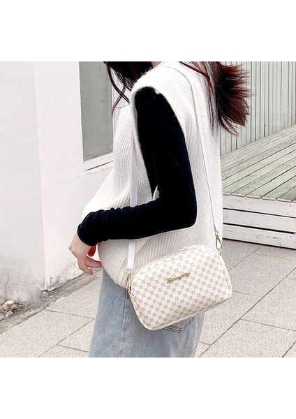 Beyaz Dikdörtgen Stili New Fashion Tassel Small Messenger Bag For Women Trend Lingge Embroidery Female Shoulder Bag Fashion Chain Ladies Crossbody Bags (Yurt Dışından) indirimleri