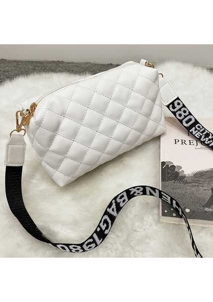 247-BEYAZ-TARZI 2022 Püskül Küçük Messenger Çanta Kadınlar Için Trend Lingge Nakış Kamera Kadın Omuz Çantası Moda Zincir Bayanlar Crossbody Çanta (Yurt Dışından)