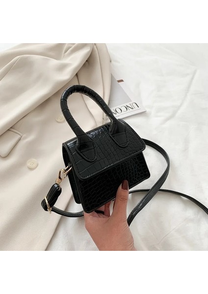 Yeşil Stil Mini Tote Bag Crocodile Pattern Flip Messenger Crossbody Bag Female Simple Shoulder Bag Small Square Lady Handbag New (Yurt Dışından) fırsatları