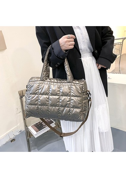 Renkli Stil Kış Yeni Kadınlar Için Büyük Kapasiteli Omuz Çantası Su Geçirmez Naylon Çantalar Uzay Pedi Pamuk Tüy Aşağı Çanta Omuz ile Büyük Çanta (Yurt Dışından) fırsatları