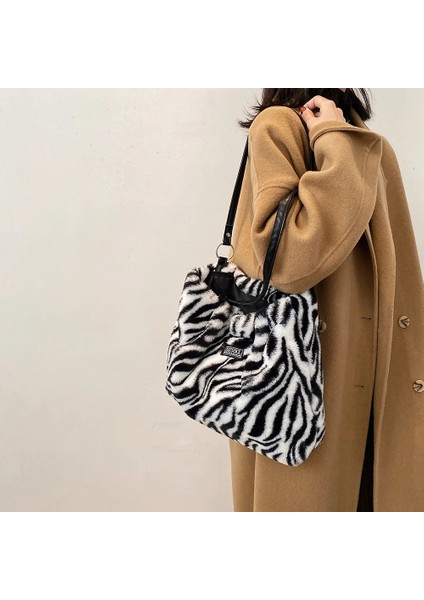 Zebra Stili Vintage Kadın Omuz Çantası Yaratıcı Zebra Çizgili Inek Desen Baskı Koltukaltı Çanta Kız Moda Çanta (Yurt Dışından)