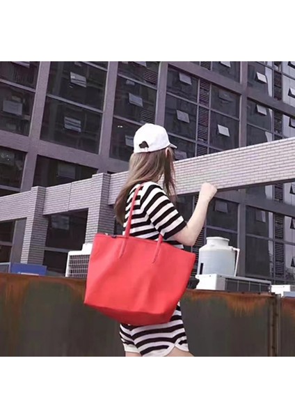 Donanma Tarzı Yeni Kadın Plaj Çantaları Rahat Bez Omuz Çantaları Büyük Kapasiteli Messenger Çanta Logo ile Bayan Çanta Totebag Bolsa Seyahat 2021 (Yurt Dışından) fırsatları