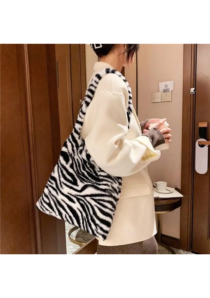 Zebra L Tarzı Zarif Tasarım Inek Desen Kadın Bez Çantalar Rahat Büyük Kapasiteli Bayanlar Omuz Çantası Basit Moda Kadın Postacı Çantaları (Yurt Dışından)