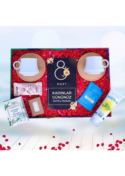 Kadınlar Günü Kurumsal Hediye Seti, Kahve Fincanı, Türk Kahvesi, Cire Aseptine El Kremi, Cosmolive Doğal Sabun, Zeytinyağlı Sabun