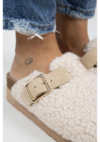 Juno Kadın Tekstil Kürklü Deri Kemerli Tokalı Bej Terlik fırsatları