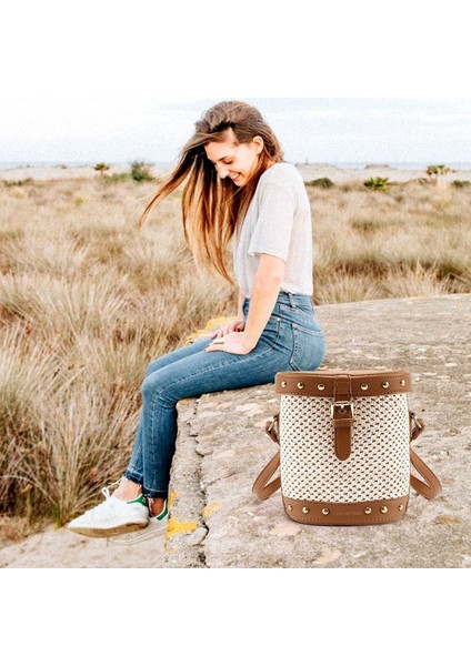 Kadın Hasır Kova Çanta Perçin Crossbody Çanta Yaz Seyahat Crossbody Omuz Çantası Kadın Tote Çanta Kahverengi (Yurt Dışından) modelleri