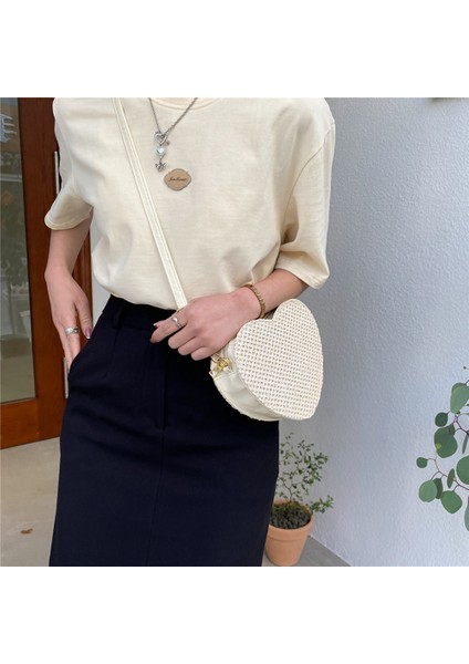 Bayanlar Hasır Dokuma Çanta Tatlı Kalp Şeklinde Crossbody Çanta Bozuk Para Cüzdanı Bayanlar Plaj Seyahat Alışveriş Çantası (Haki) (Yurt Dışından)
