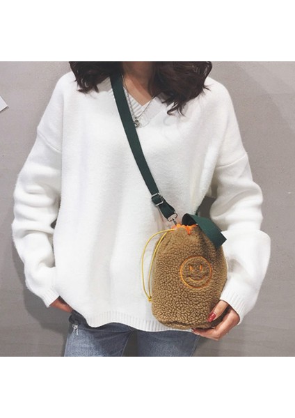 Kadınlar Için Işlemeli Omuz Çantaları Yumuşak Peluş Öğrenci Kız Gülümseme Kova Crossbody Çanta Kuzu Yünü Çanta Çanta Siyah (Yurt Dışından) fiyatları
