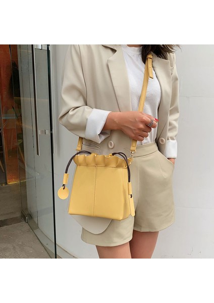 Yeni Dalga Moda Tek Omuz Messenger Çanta Basit Vahşi Kova Çanta Siyah Kore Versiyonu (Yurt Dışından)
