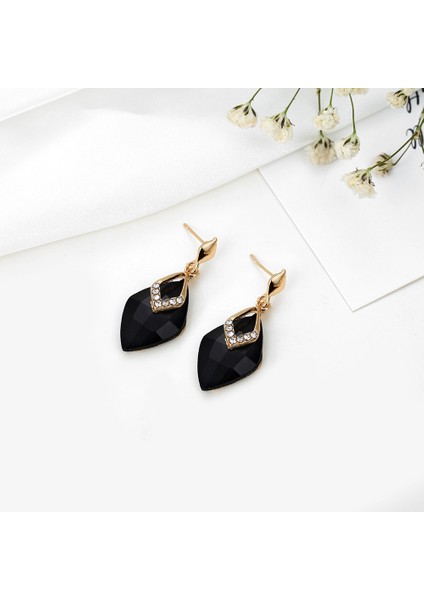 Moda Vintage Basit Küpe Geometrik Crystalr Damızlık Küpe Kadınlar Için Alaşım Küpe Klasik Güzel Takı (Yurt Dışından) fırsatları