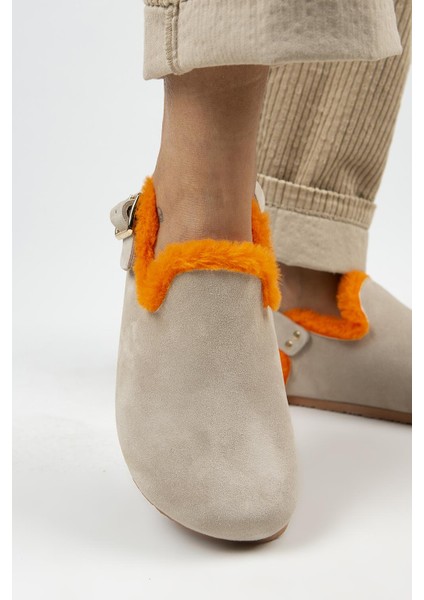 Holly Kürklü Kadın Deri Kürklü Deri Kemerli Tokalı Bej- Turuncu Sandalet indirimleri