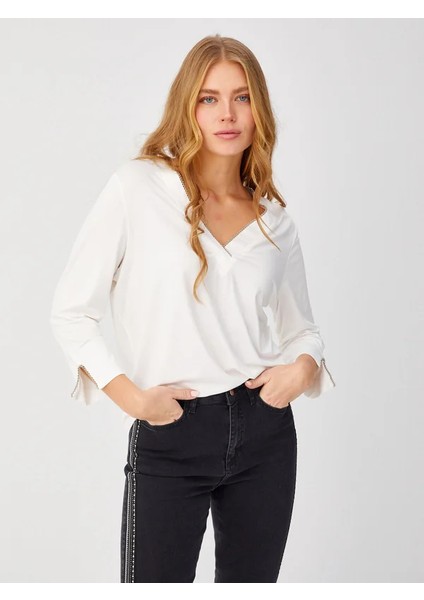 Yakası ve Kol Ucu Metal Boncuk Detaylı Örme Bluz 68177