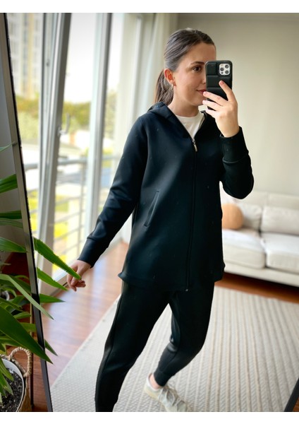 Kapüşonlu Sweat Tunik Scuba Sweat Tunik Cep Detaylı Kapüşonlu Tesettür Sweat Tunik