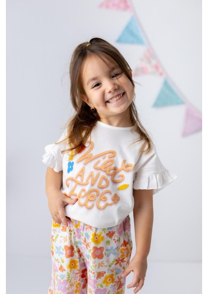 Kız Çocuk Çiçek Desenli Şort ve T-Shirt Takım
