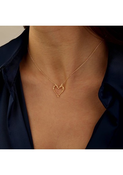 925 Ayar Gümüş Yanan Kalp Kolye