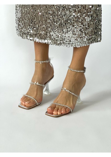Şeffaf Taş Detaylı Ayakkabı 8Cm Topuklu indirimleri