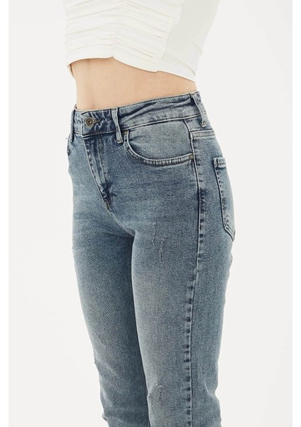 Kadın Jean Pantolon Buz Mavisi 24Y0792K1 fırsatları