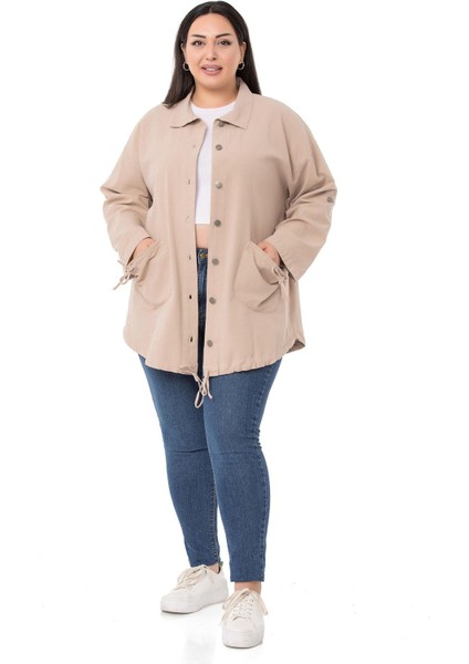 Büyük Beden Katlamalı Kollu Cebi Büzgü Detaylı Uzun Bej Rengi Ceket