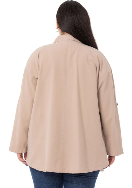 Büyük Beden Katlamalı Kollu Cebi Büzgü Detaylı Uzun Bej Rengi Ceket modelleri