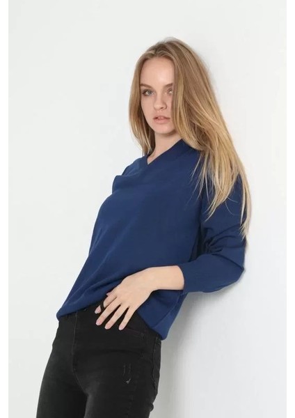 V Yaka Nakışsız Kazak - Mavi fiyatları