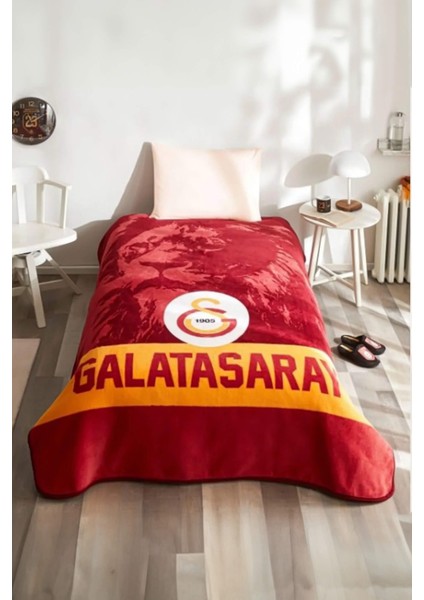 Taç Galatasaray Aslan Lisanslı Tek Kişilik Battaniye